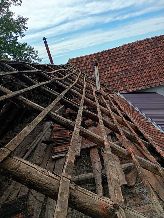 Renovam schimbam acoperisuri