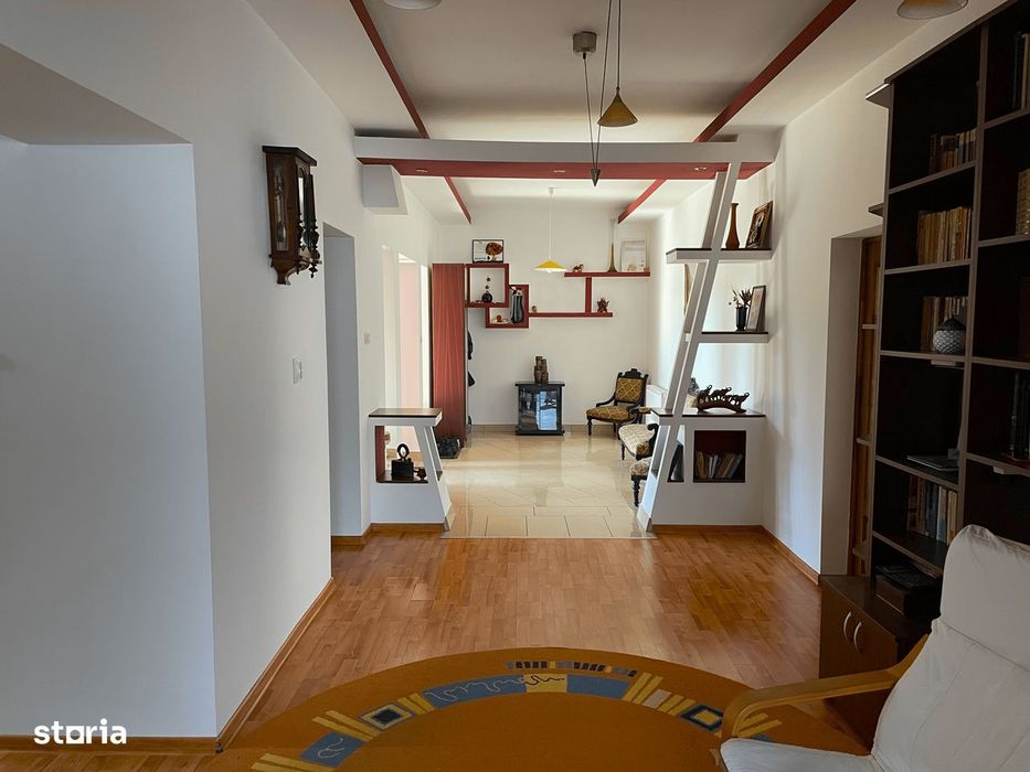 Casă S+P+E+pod, 7 camere, 2 băi | Central Beclean, lângă Băile Figa