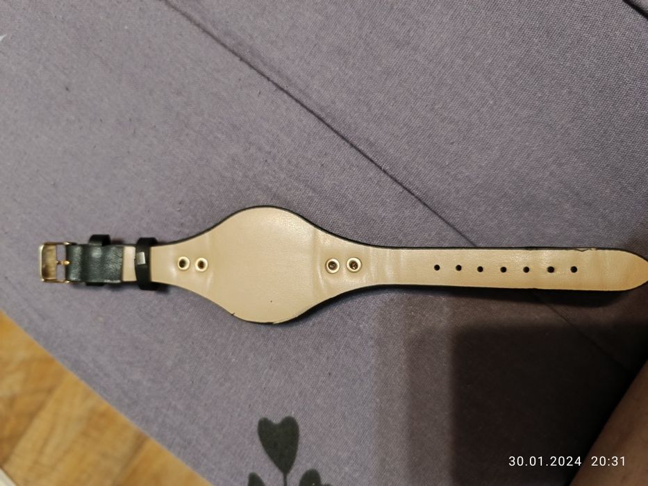 Продам часы  Michael kors