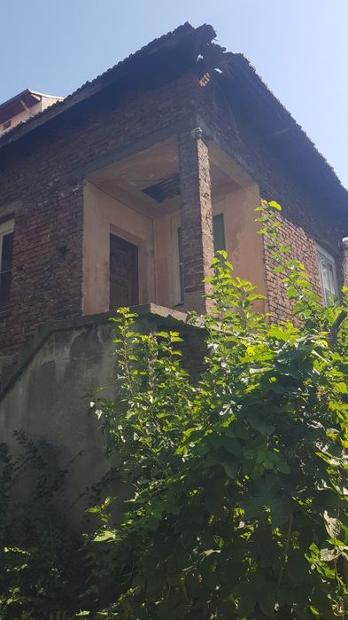 Продава къща в гр.Дупница.Жилището