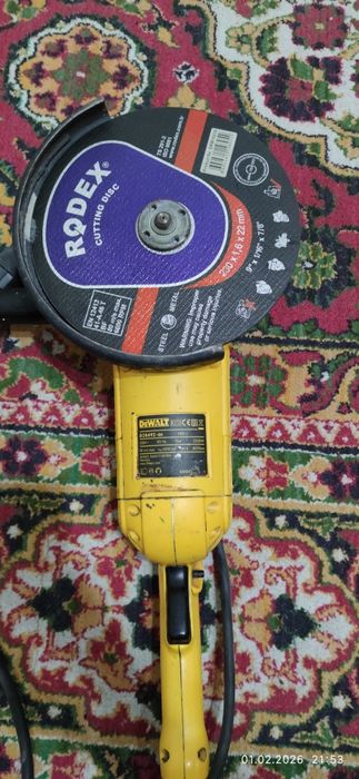 Шлифмашина DeWalt, болгарка
