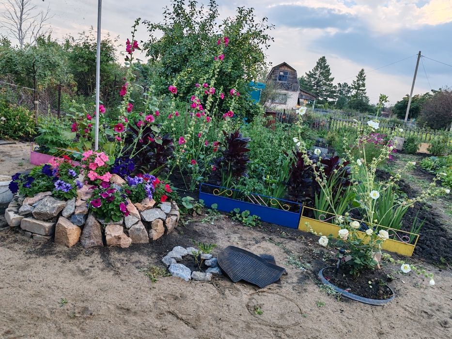 Продам дачу в черте города