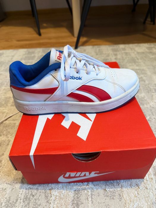 Vand adidasi Reebok marimea 34 (22cm)