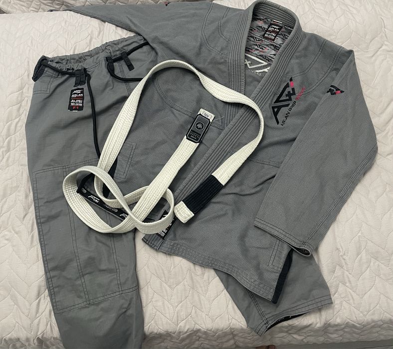 Кимоно для джиу джитсу