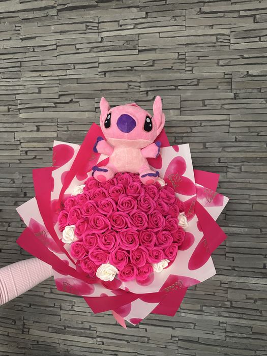 Buchet trandafiri sapun si stitch
