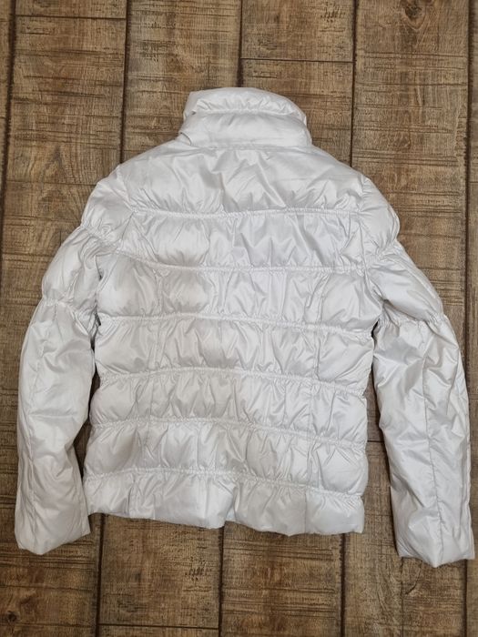 Дамско яке с пух Guess