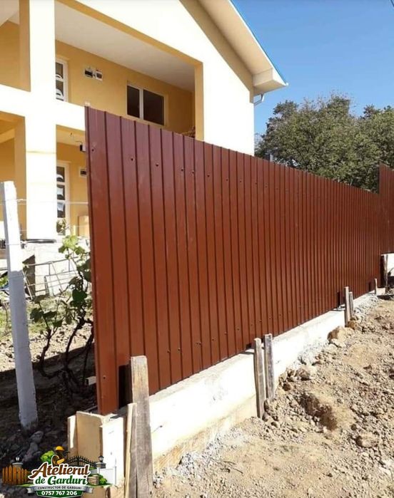 Construim porți la comanda clientului ne deplasăm în toată țara porți din șipcă metalică porți din lamele porți din tablă cutată orice