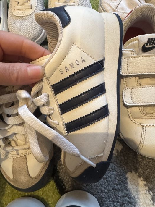 Детски дрехи за дете и обувки номер 28,29,30