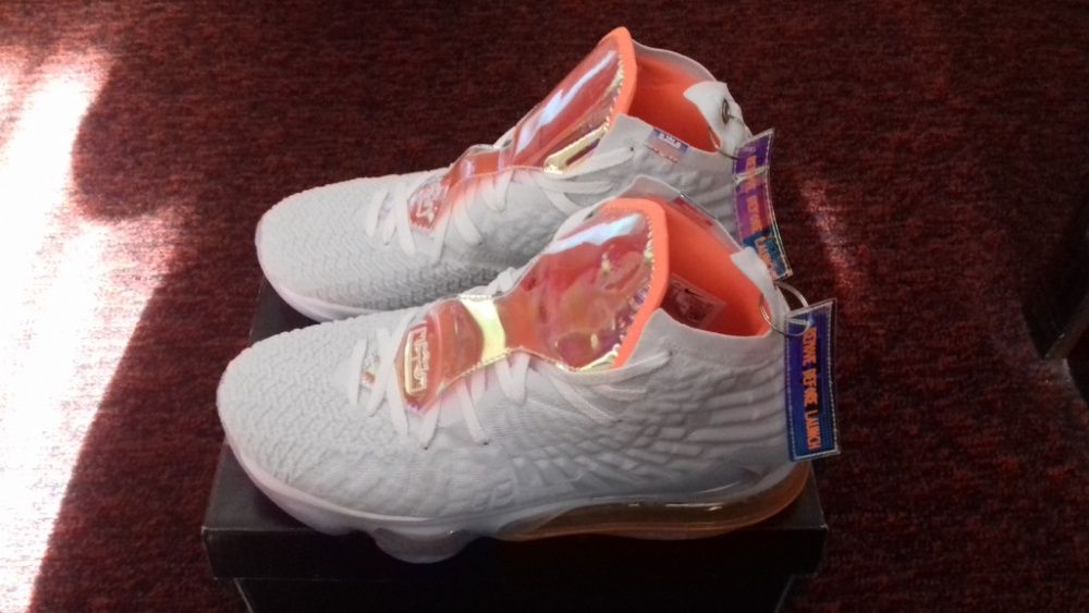 Белые кроссовки Леброн 18, 44 размер