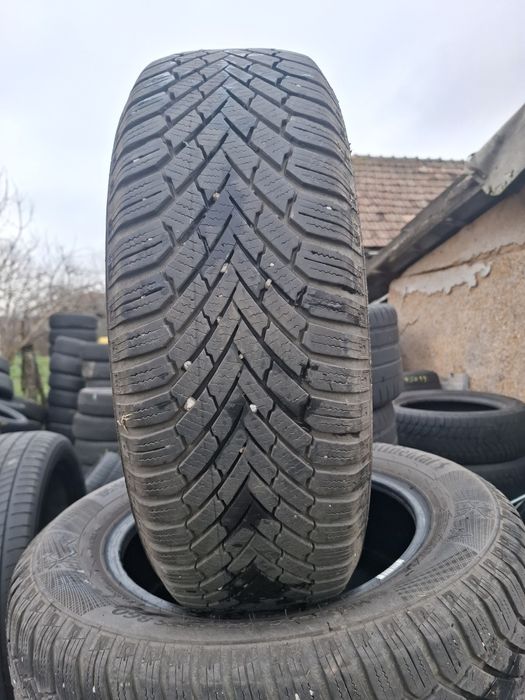 Vand 2 anvelope 195 65 15 continental de iarna bune