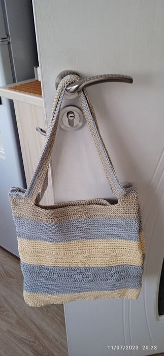 Ръчно изработени дамски чанти за летния сезон