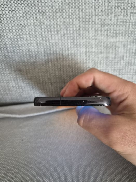 Samsung s 23   .