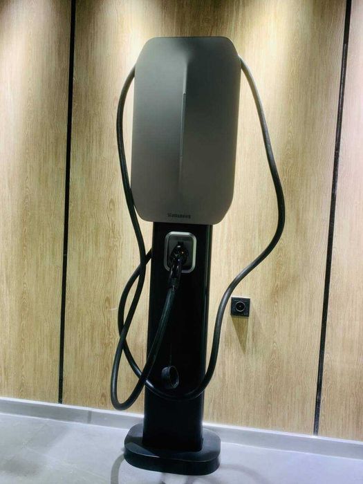 Зарядная устройство U20 для электромобилей