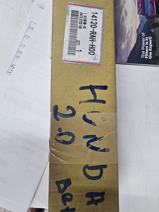 изпускателен разпределителен вал за Honda 2.0 benzin