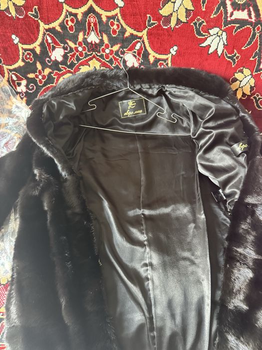 Продам шубу норковую