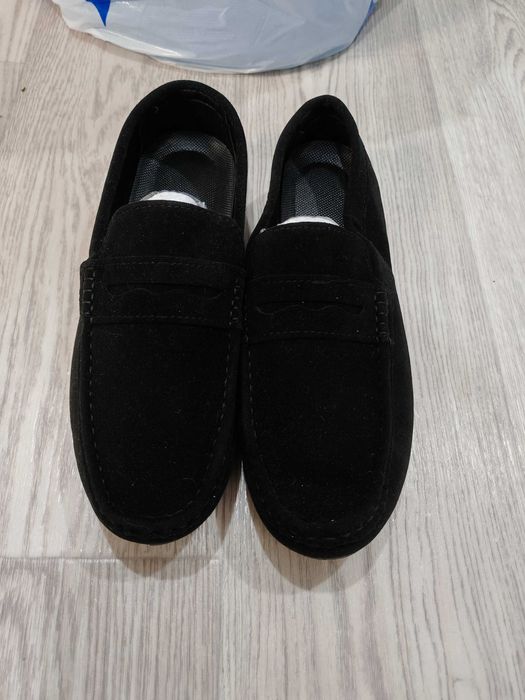 Продам лоферы и туфли