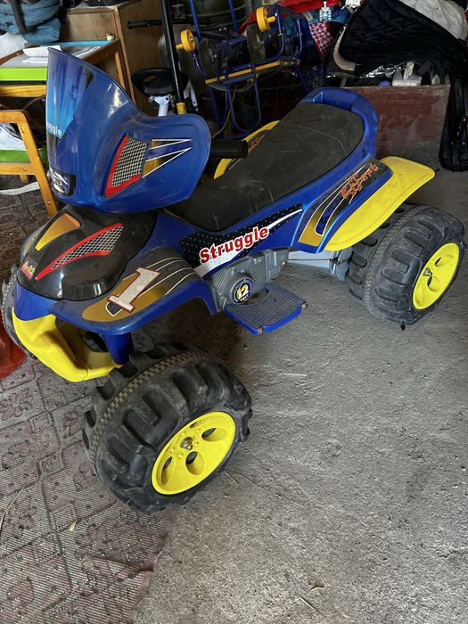 Электромашинка(квадроцикл)