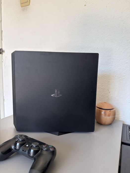 Play Station 4 Pro 1TB Хакнат