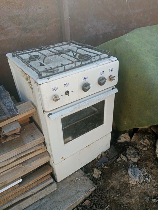 Продам рабочи газ плита