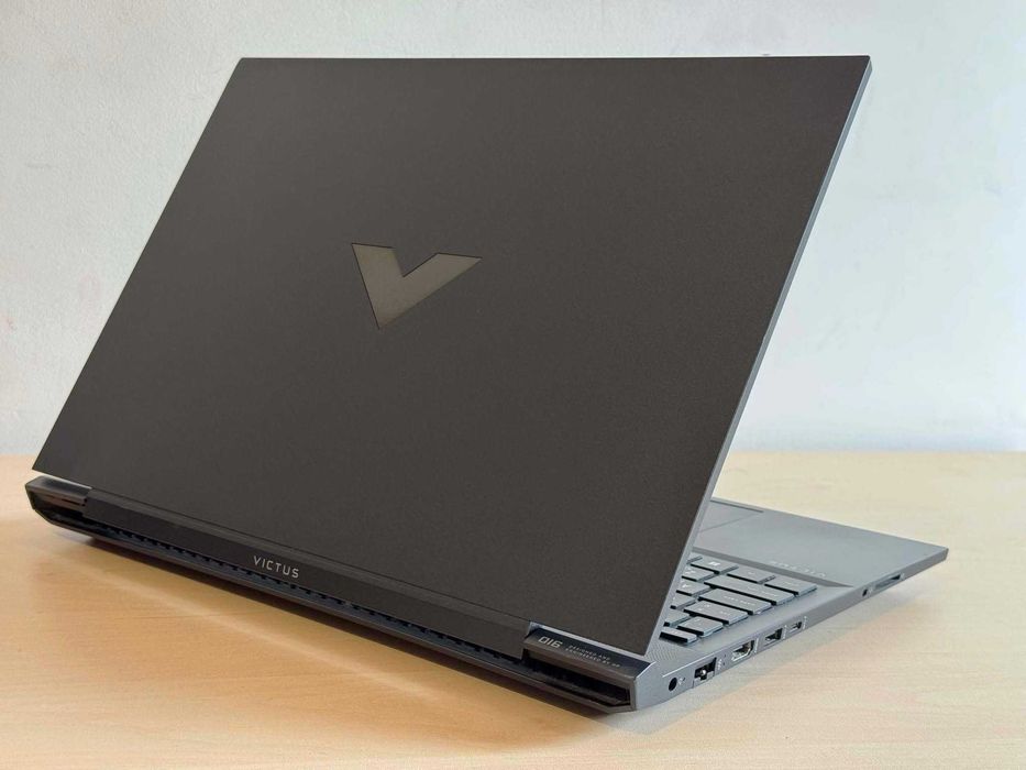 Бартер! HP Victus Gaming 15 / Ryzen™ 7 5800H /  RTX 3050 Ti / 16GB / 1TB SSD / Bang & Olufsen