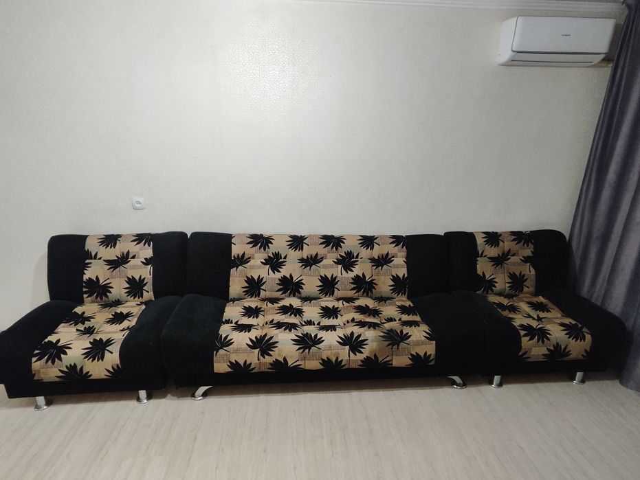 Диван в хорошем состоянии