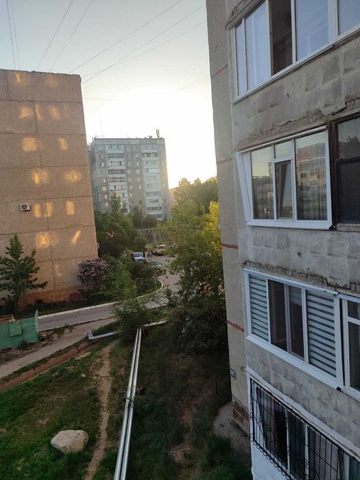 продам квартиру микрорайон 8