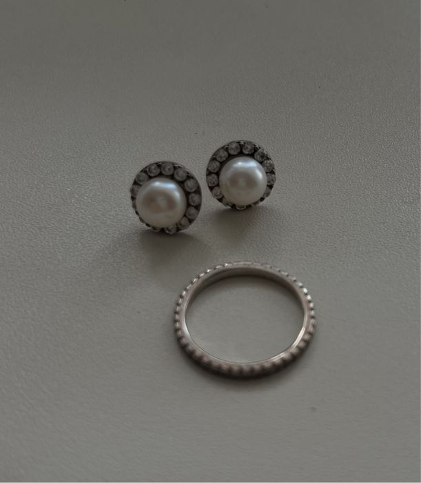 Продам срочно набор из серебра 925 пробы