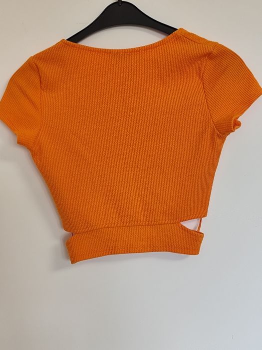 Bershka top crop nou