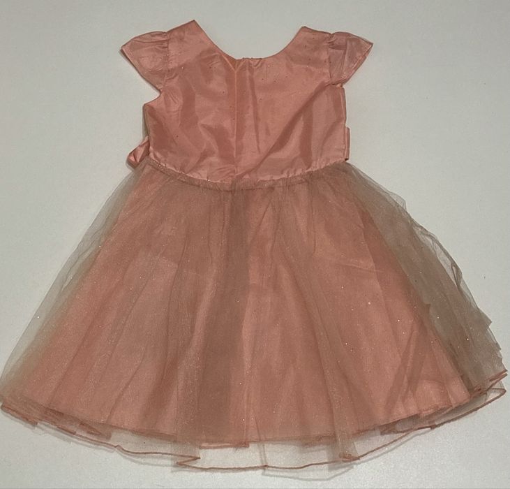 Продам платья по 3000 тенге