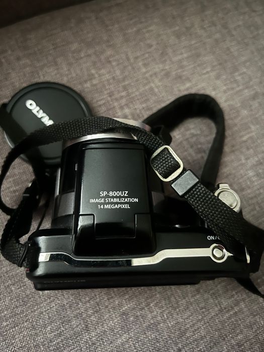 Фотоапарат Olympus SP-800UZ в добро състояние, ЛИПСВА ЗАРЯДНОТО!