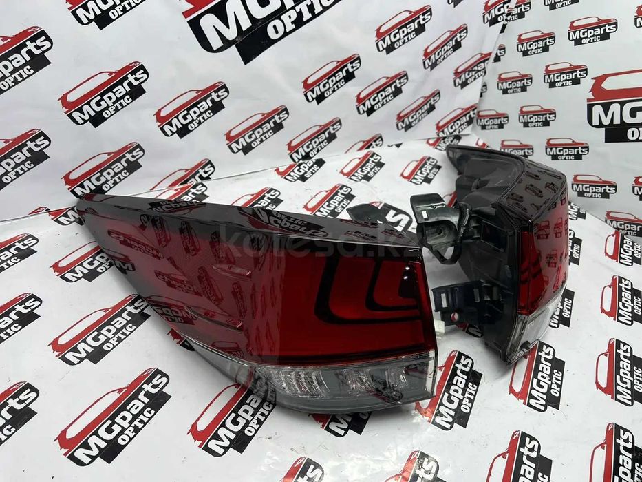 Фонари в крылья Lexus Rx 2019-н.в