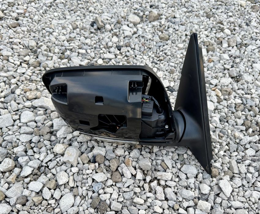 Оригинално дясно огледало за Kia Venga / Киа Венга