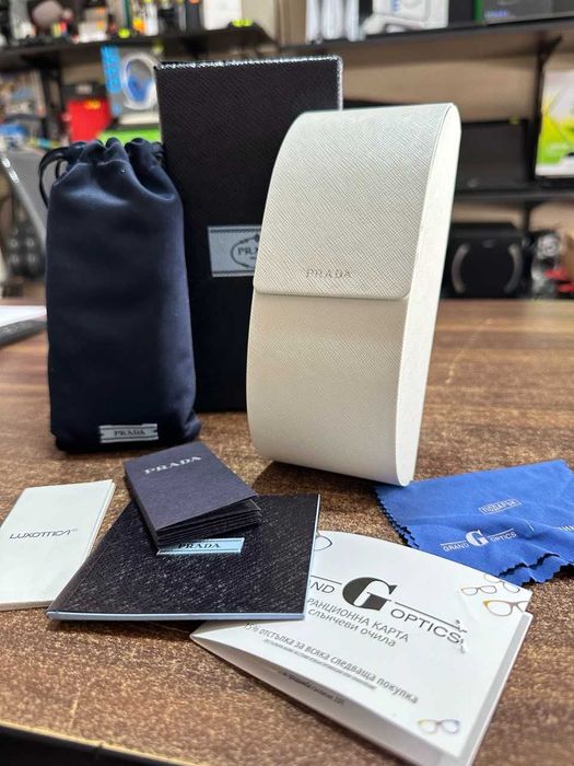 Слънчеви очила Prada SPR15S