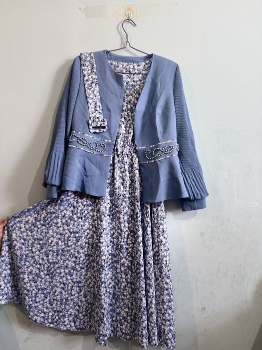 Двойка платье с пиджаком