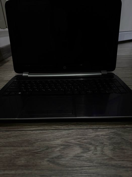 Компьтер б/у HP Pavilion 15-n211sr