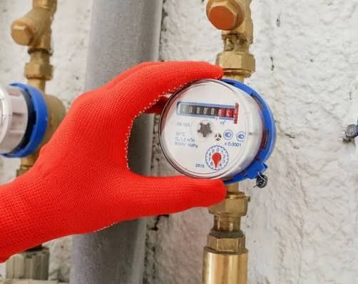 Установка счетчика воды. Suv hisoblagich oʻrnatish