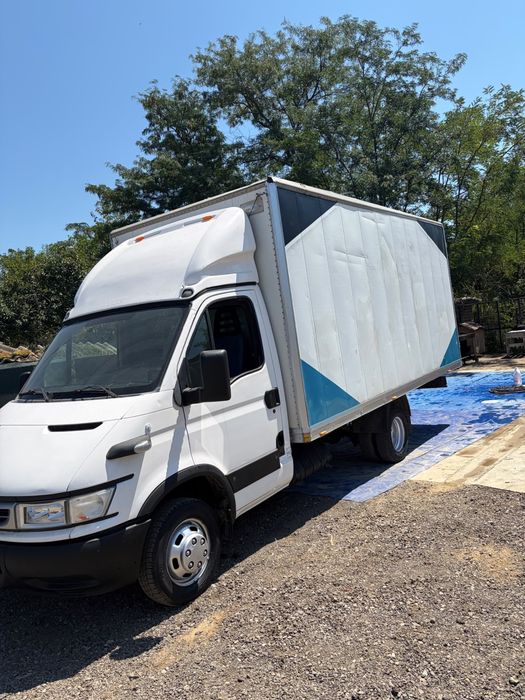 Duba Iveco Daily 2.3 Cub - 5 m - se conduce cu B