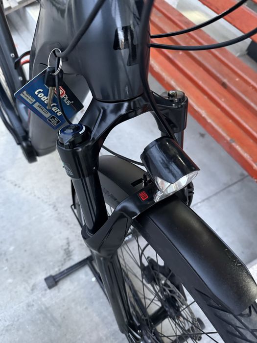 Електрически велосипед CUBE KATHMANDU 28/L