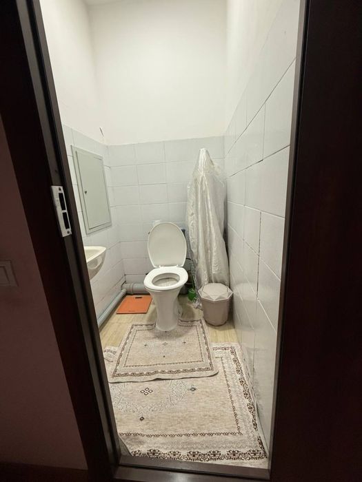 МЕТРО 3-бекат 1 км Сергели 8-худуд 3 хона 3-Этаж  74 Квадрат