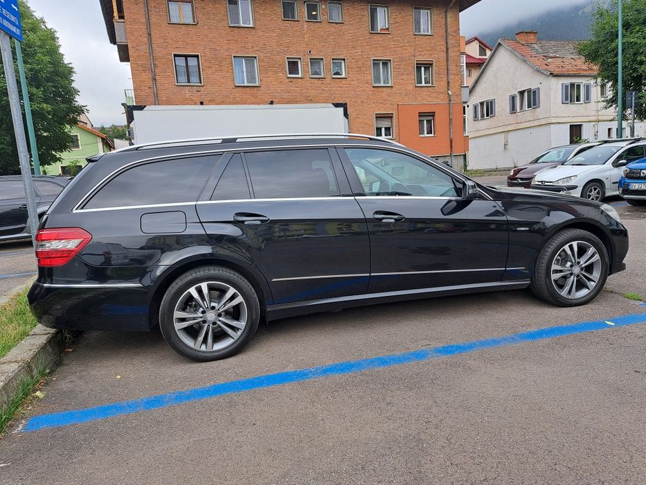 MERCEDES-BENZ E-Class 2011 — imagine 3