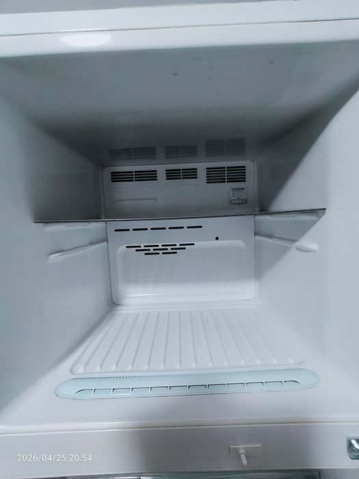 Холодильник LG в отличном состоянии