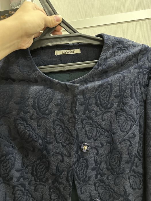 Продам красивый тренч