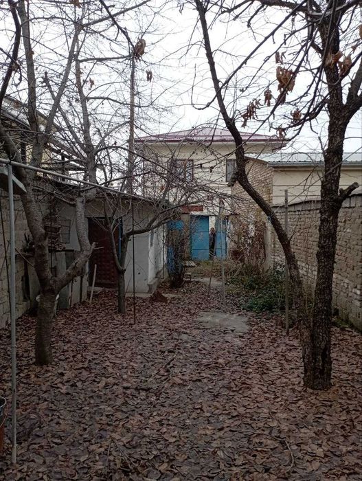 Продаю дом, 3 сотки, ор-р Сельхоз институт вдоль дороги, первая линия