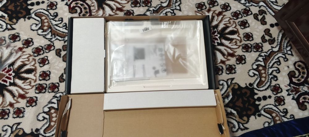 HP Envy 8/256SSD