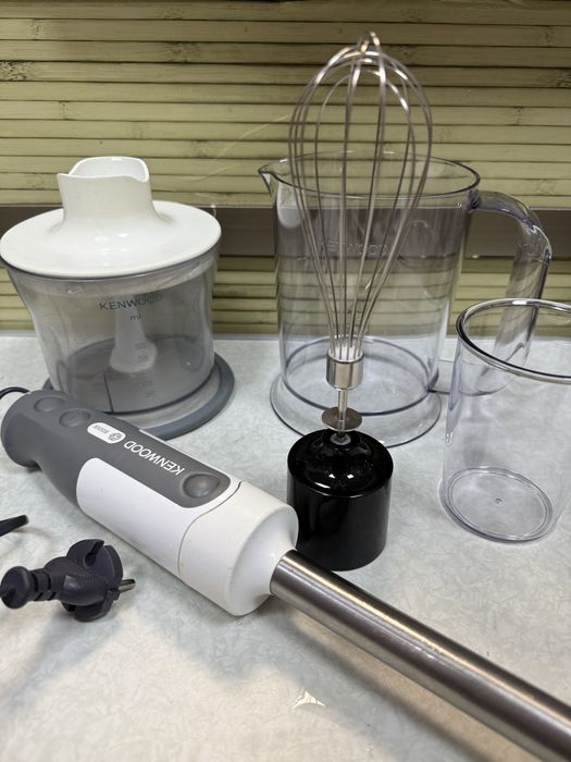 Мултифункционален пасатор KENWOOD Triblade HDP408WH