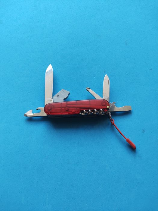 Рядък модел джобно ножче viktorinox