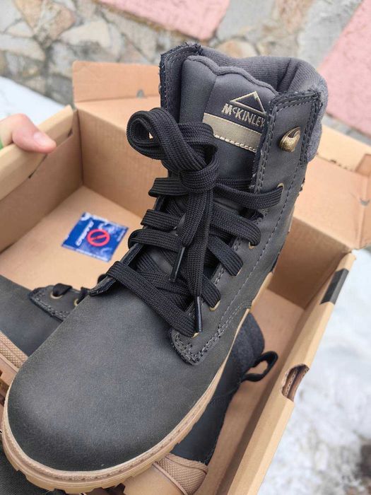 детски зимни обувки боти кубинки Mckinley непромукаеми 33номер