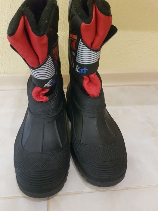 Детски апрески. Много  запазени