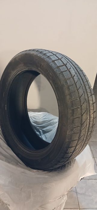 Зимние шины, почти новые