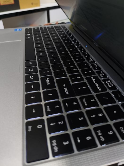 Acer aspire 3 Intel core i3 -13 Avlod 8/512 Yangi Bepul yetkazish b-n